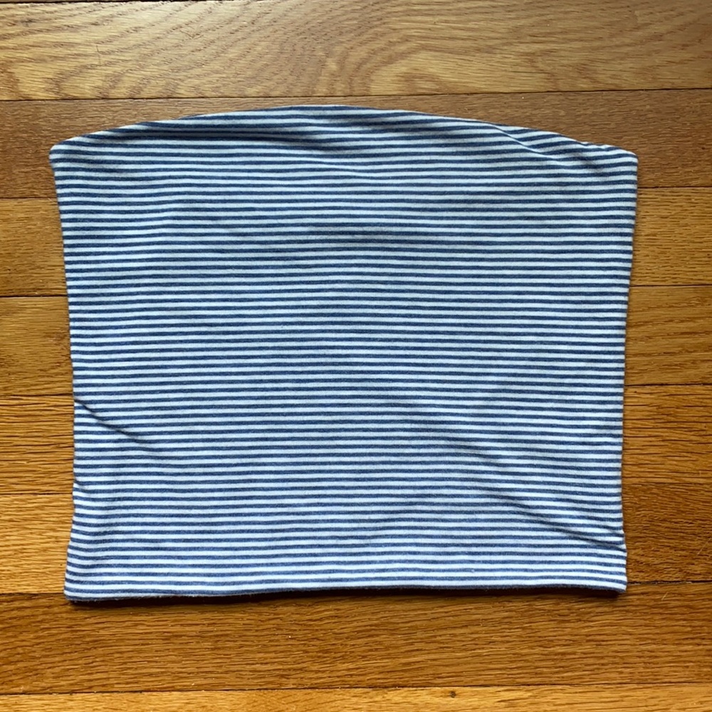 BRANDY 🤍 MELVILLE. tube top.